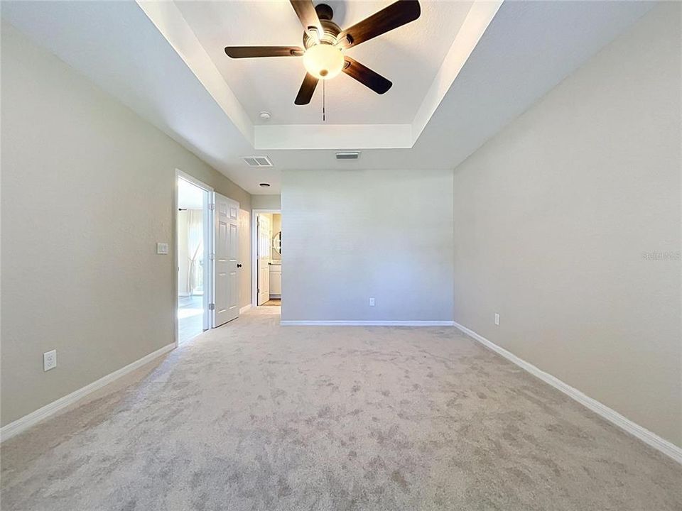 For Sale: $319,900 (3 beds, 2 baths, 1439 Square Feet)