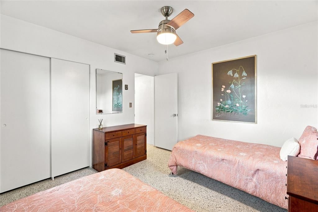 En Venta: $455,000 (3 camas, 2 baños, 1632 Pies cuadrados)