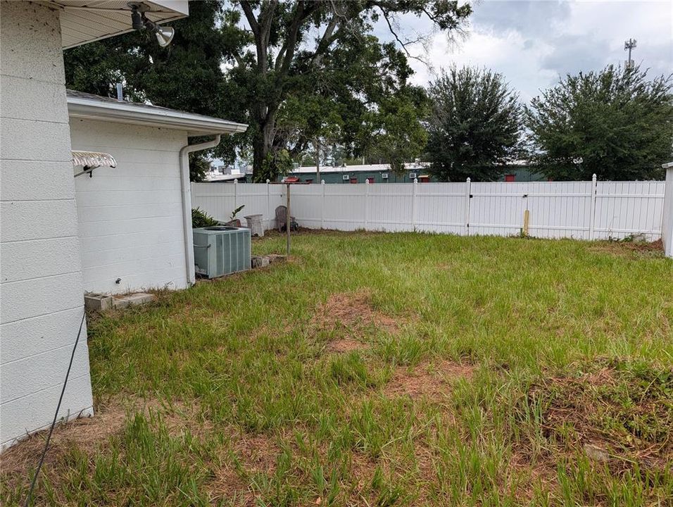 For Sale: $360,000 (3 beds, 1 baths, 1352 Square Feet)