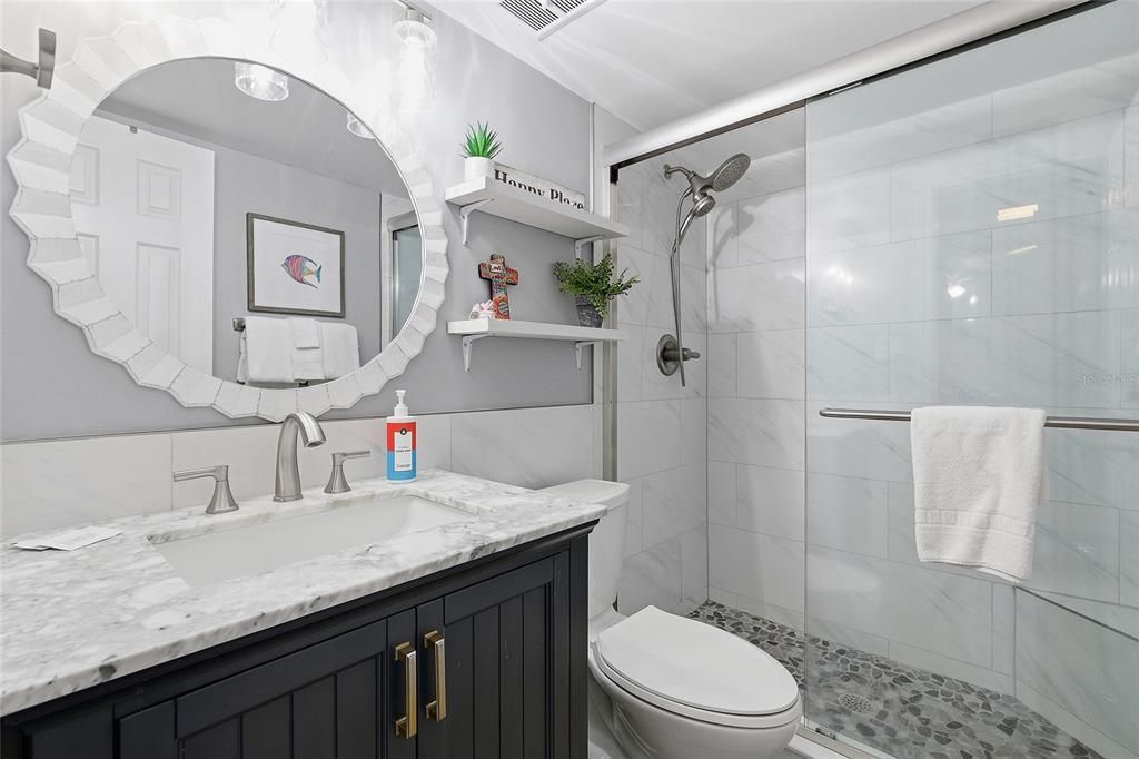 En Venta: $649,000 (2 camas, 2 baños, 1010 Pies cuadrados)