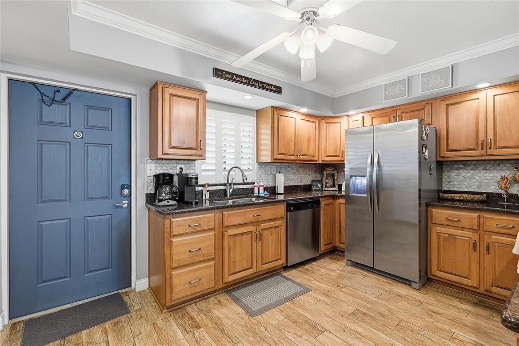 En Venta: $649,000 (2 camas, 2 baños, 1010 Pies cuadrados)