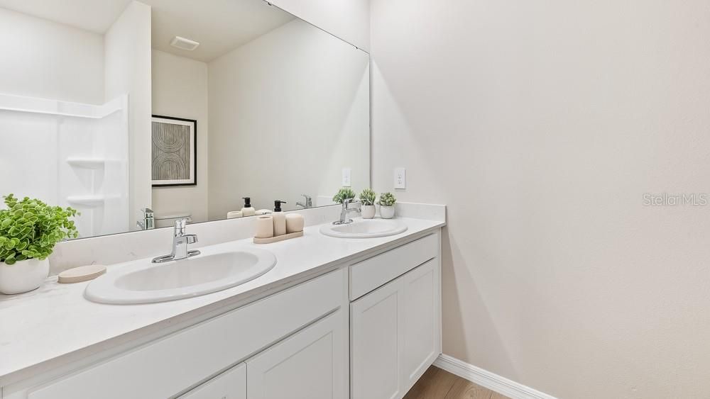For Sale: $320,275 (3 beds, 2 baths, 1504 Square Feet)