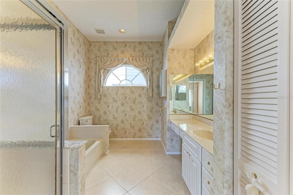 For Rent: $2,700 (3 beds, 2 baths, 1677 Square Feet)
