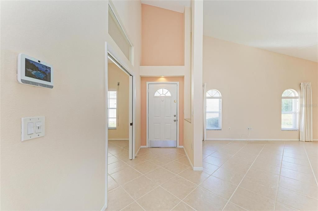 For Rent: $2,700 (3 beds, 2 baths, 1677 Square Feet)