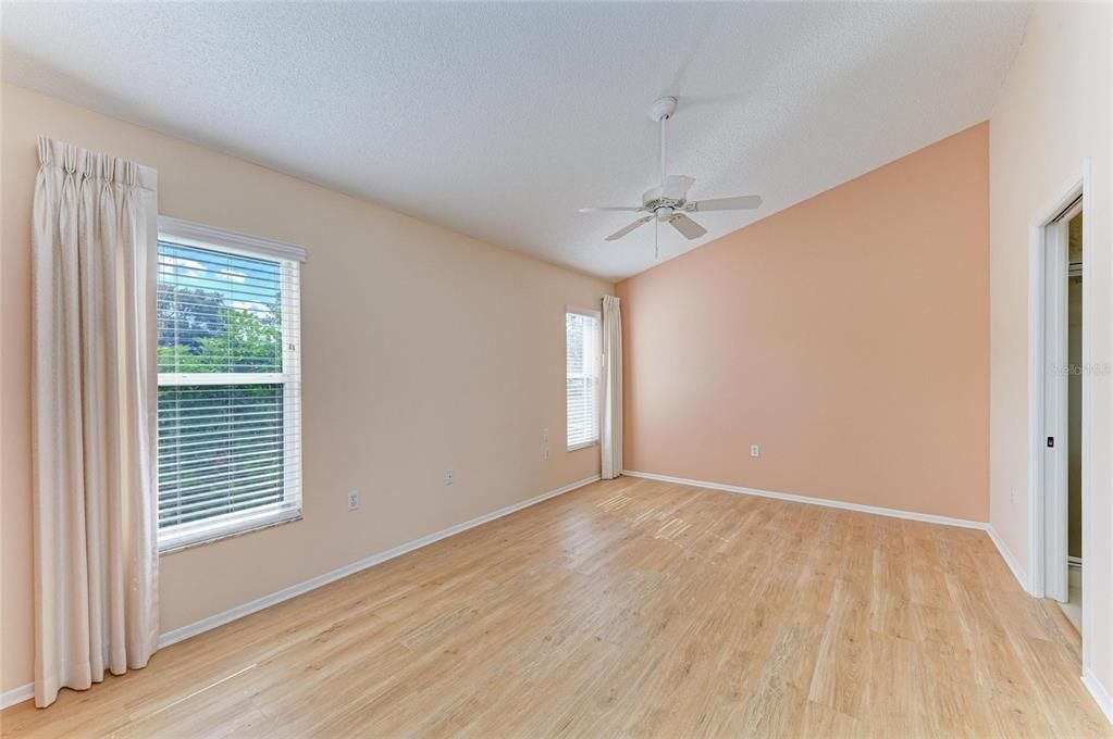 For Rent: $2,700 (3 beds, 2 baths, 1677 Square Feet)