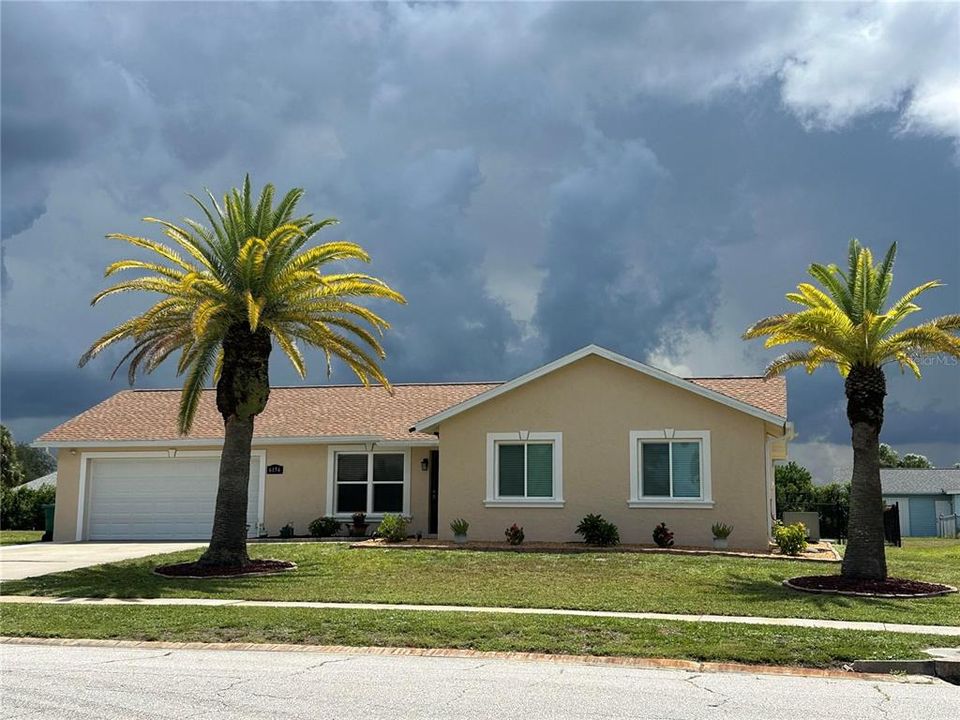 For Sale: $265,018 (3 beds, 2 baths, 1427 Square Feet)
