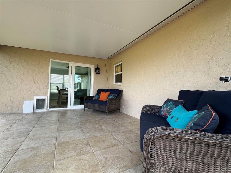 For Sale: $265,018 (3 beds, 2 baths, 1427 Square Feet)
