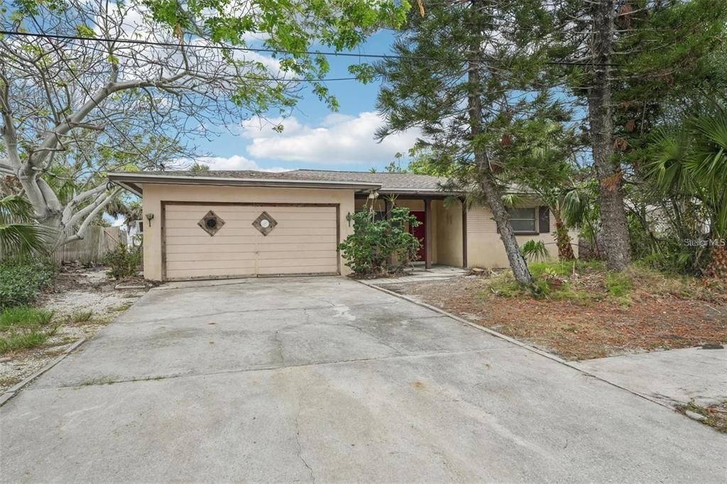 En Venta: $1,150,000 (0.21 acres)