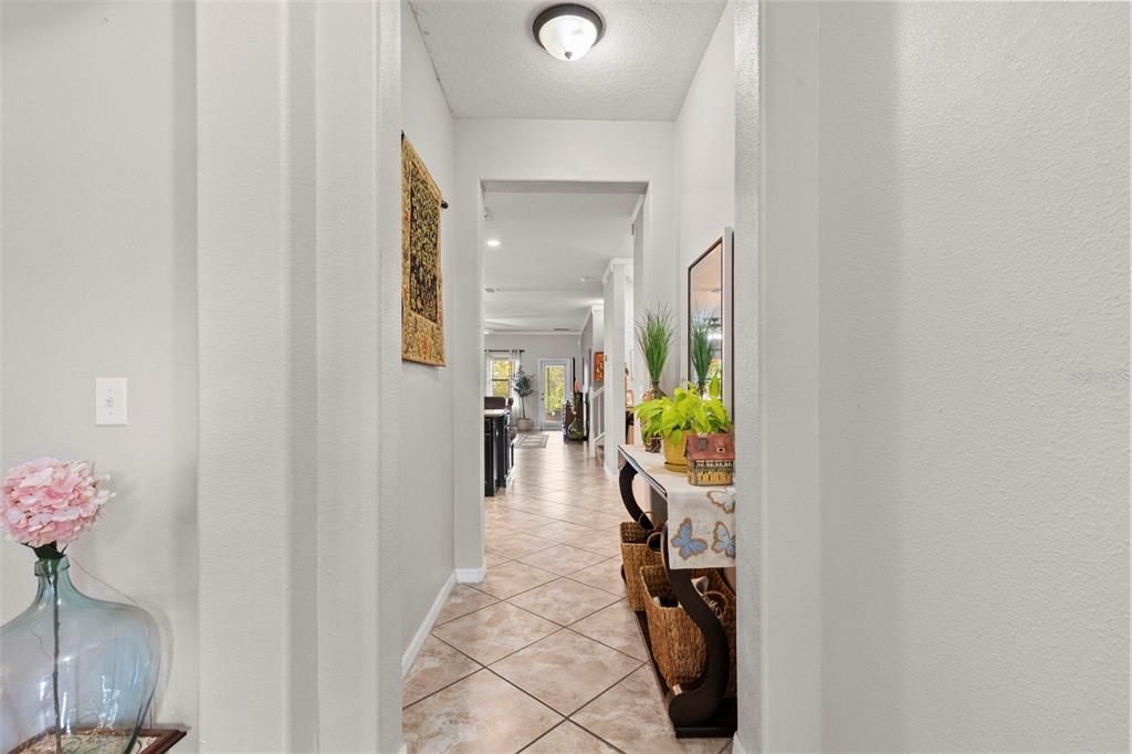 For Sale: $500,000 (5 beds, 3 baths, 3751 Square Feet)