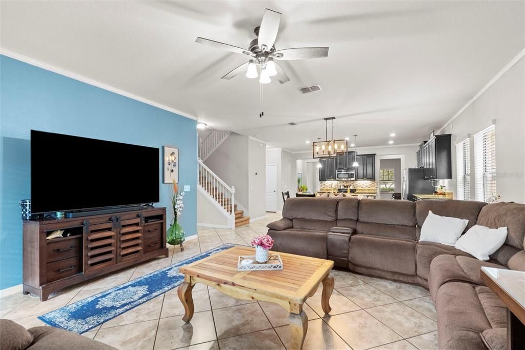 For Sale: $500,000 (5 beds, 3 baths, 3751 Square Feet)