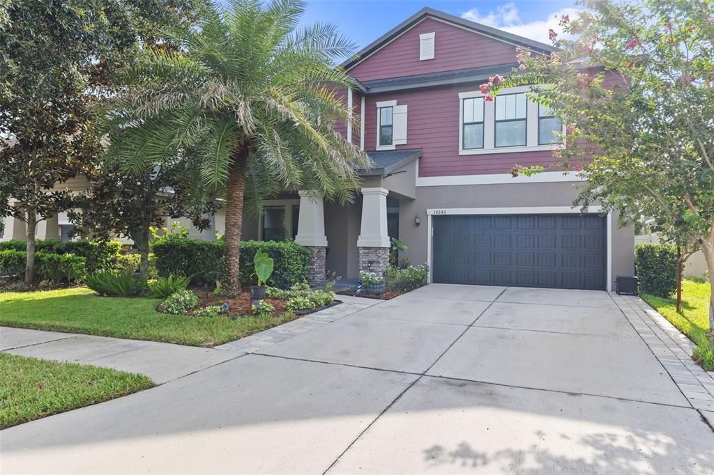 For Sale: $500,000 (5 beds, 3 baths, 3751 Square Feet)