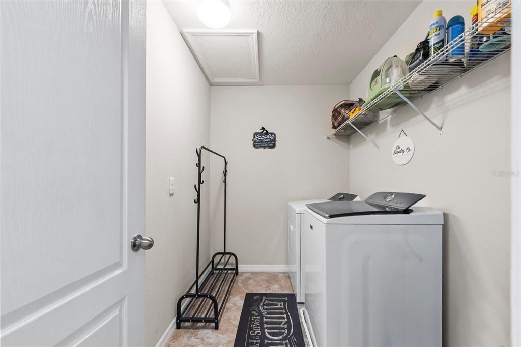 For Sale: $500,000 (5 beds, 3 baths, 3751 Square Feet)