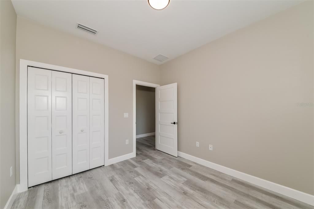 For Sale: $325,000 (3 beds, 2 baths, 1534 Square Feet)