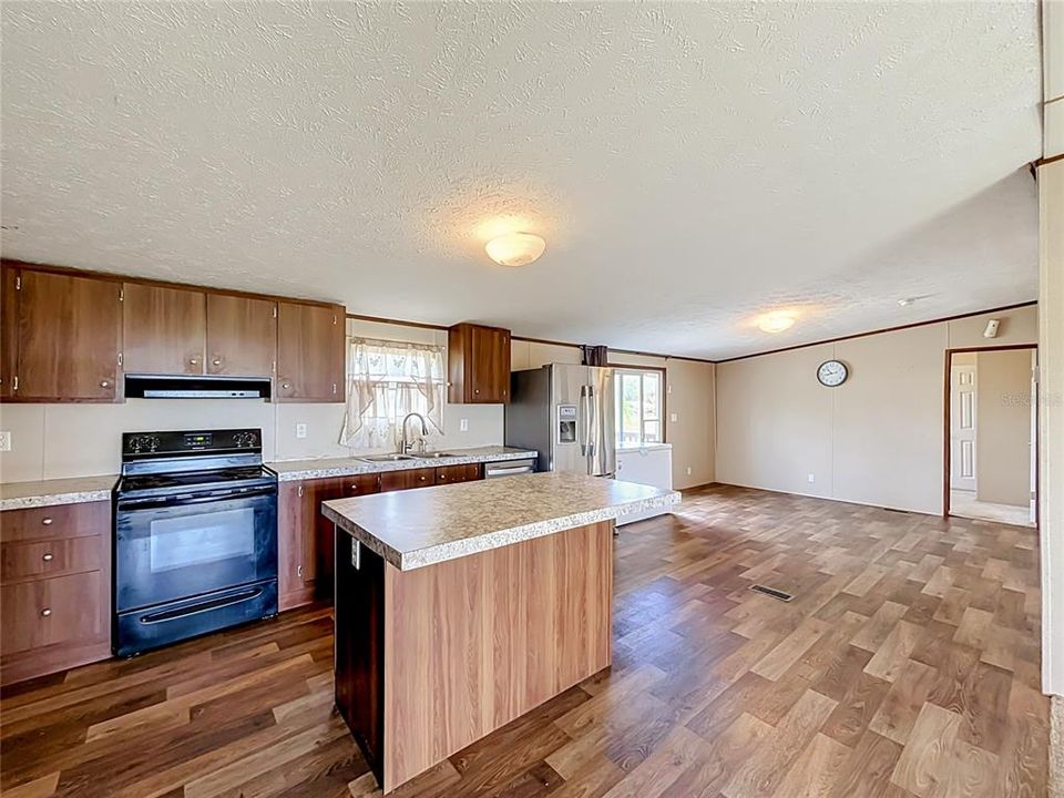 En Venta: $279,000 (3 camas, 2 baños, 1512 Pies cuadrados)