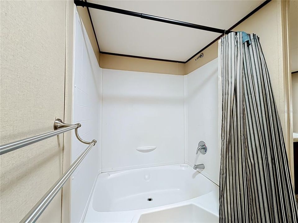 En Venta: $279,000 (3 camas, 2 baños, 1512 Pies cuadrados)