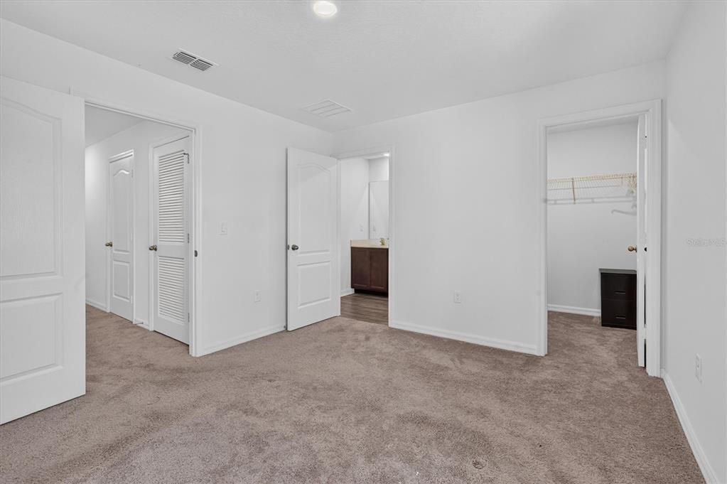 For Sale: $230,000 (2 beds, 2 baths, 1574 Square Feet)