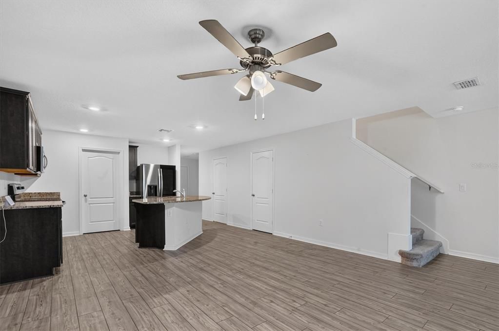 For Sale: $230,000 (2 beds, 2 baths, 1574 Square Feet)