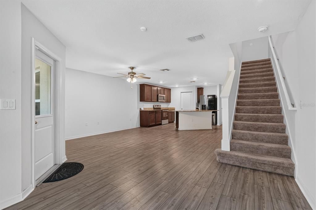 For Sale: $230,000 (2 beds, 2 baths, 1574 Square Feet)