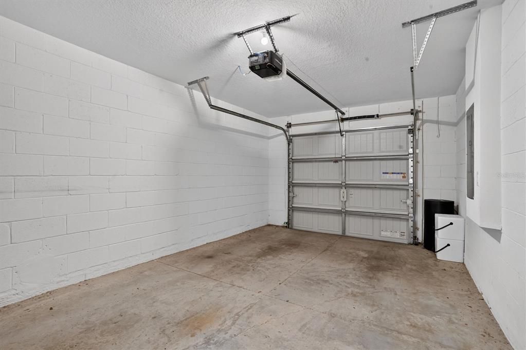 For Sale: $230,000 (2 beds, 2 baths, 1574 Square Feet)