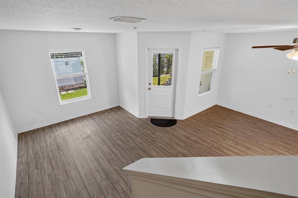 For Sale: $230,000 (2 beds, 2 baths, 1574 Square Feet)