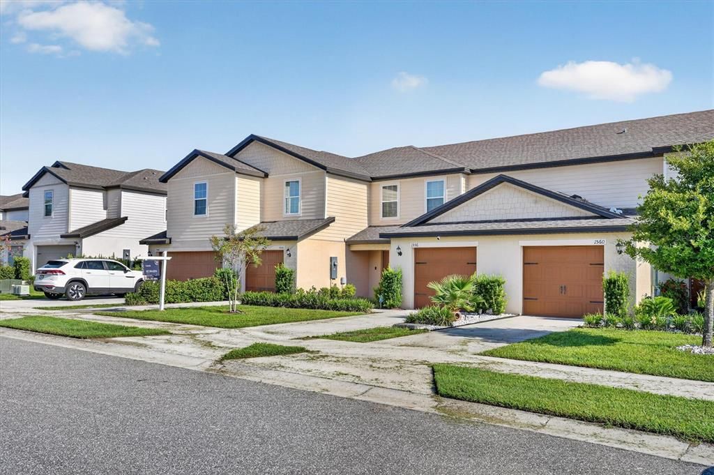 For Sale: $230,000 (2 beds, 2 baths, 1574 Square Feet)