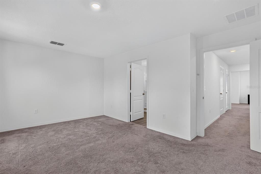 For Sale: $230,000 (2 beds, 2 baths, 1574 Square Feet)