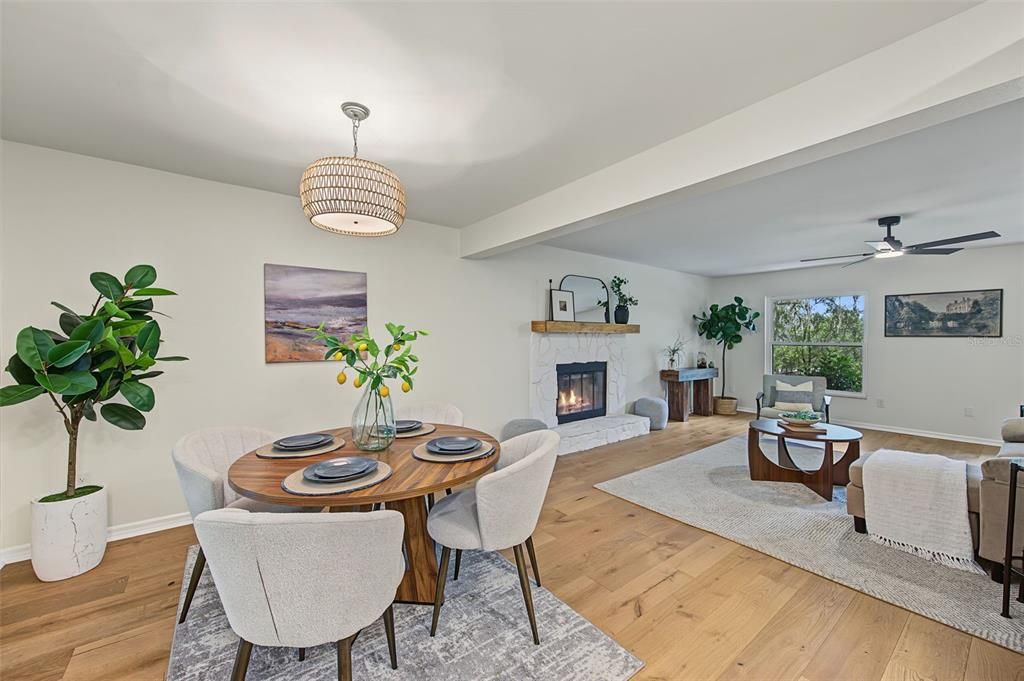En Venta: $599,000 (4 camas, 2 baños, 2310 Pies cuadrados)
