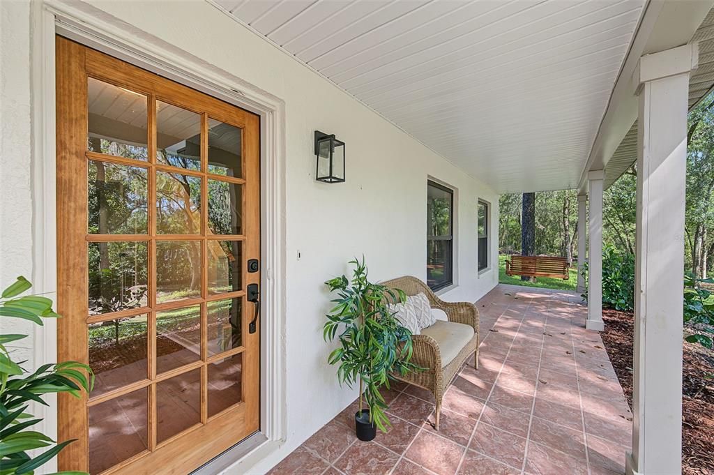 En Venta: $599,000 (4 camas, 2 baños, 2310 Pies cuadrados)