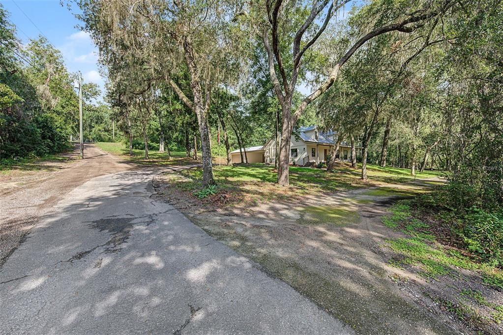 En Venta: $599,000 (4 camas, 2 baños, 2310 Pies cuadrados)