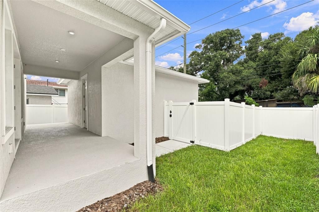 En Venta: $799,990 (5 camas, 4 baños, 2327 Pies cuadrados)