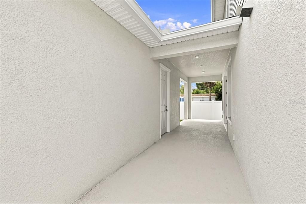 En Venta: $799,990 (5 camas, 4 baños, 2327 Pies cuadrados)