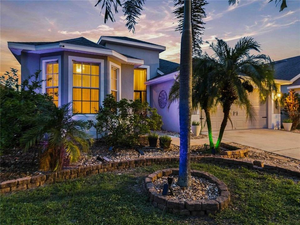 For Sale: $324,900 (3 beds, 2 baths, 1711 Square Feet)