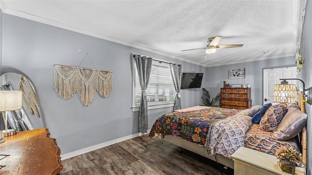 : $779,000 (4 camas, 3 baños, 3048 Pies cuadrados)