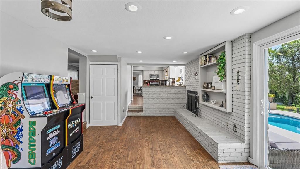 : $779,000 (4 camas, 3 baños, 3048 Pies cuadrados)