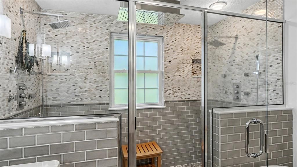 : $779,000 (4 camas, 3 baños, 3048 Pies cuadrados)