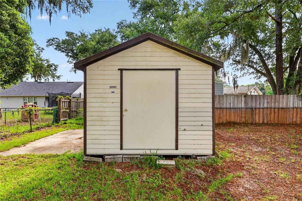 For Sale: $299,000 (3 beds, 2 baths, 1476 Square Feet)