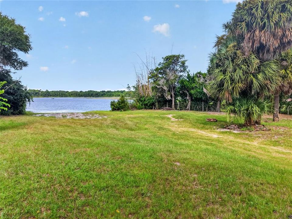 For Sale: $299,000 (3 beds, 2 baths, 1476 Square Feet)