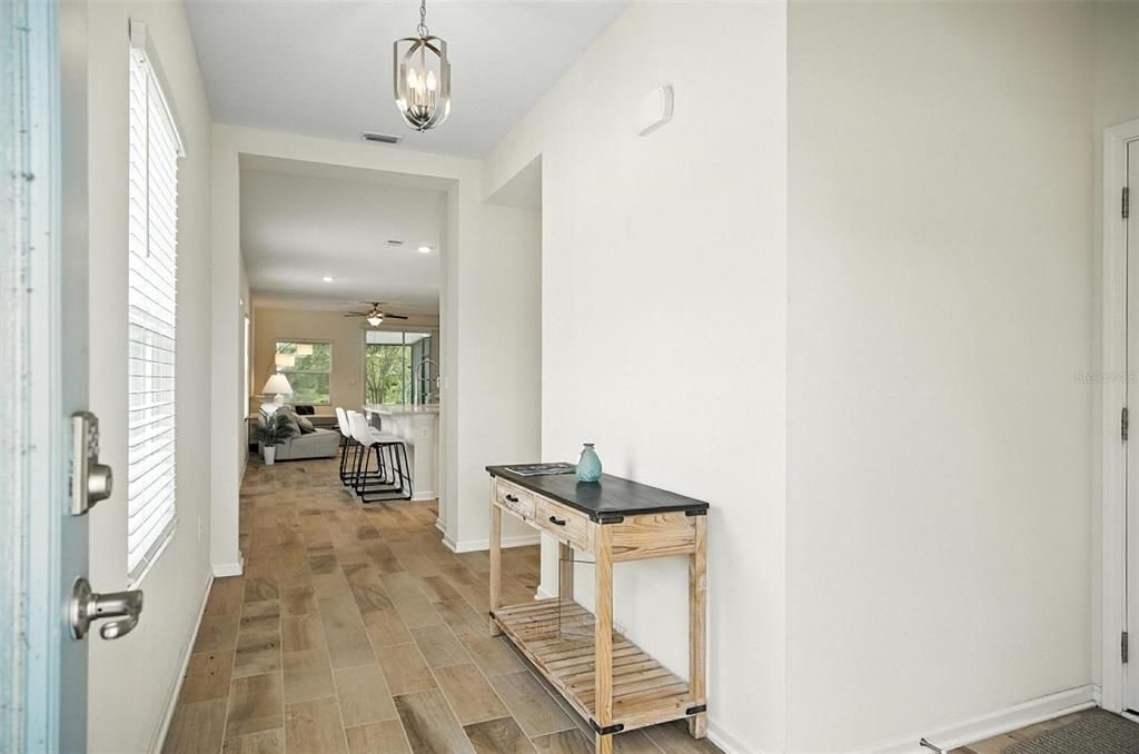 En Venta: $320,000 (3 camas, 2 baños, 1646 Pies cuadrados)