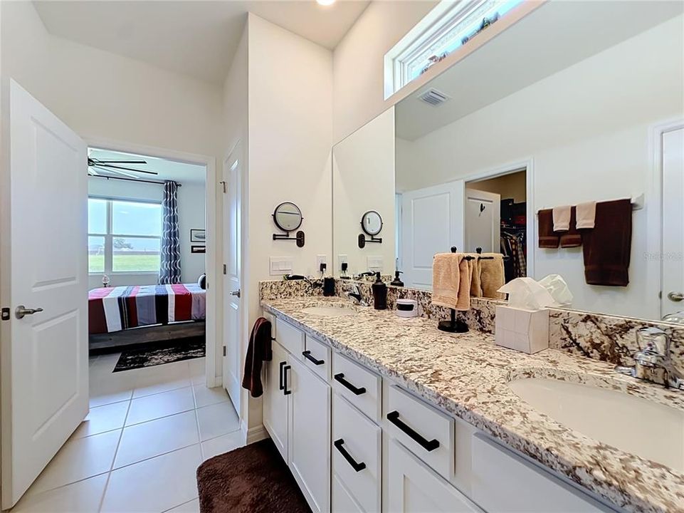 For Sale: $249,900 (3 beds, 2 baths, 1622 Square Feet)