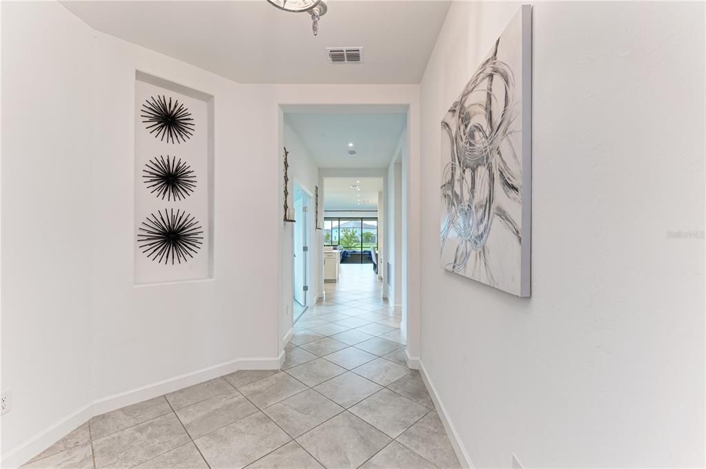 For Sale: $639,900 (3 beds, 3 baths, 2202 Square Feet)