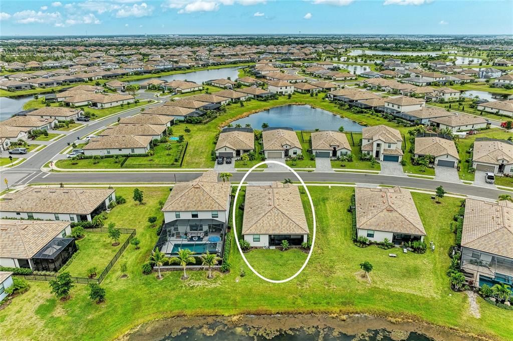 For Sale: $639,900 (3 beds, 3 baths, 2202 Square Feet)