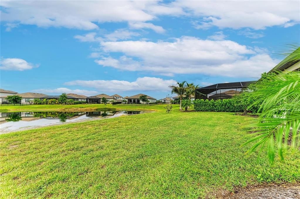 For Sale: $639,900 (3 beds, 3 baths, 2202 Square Feet)