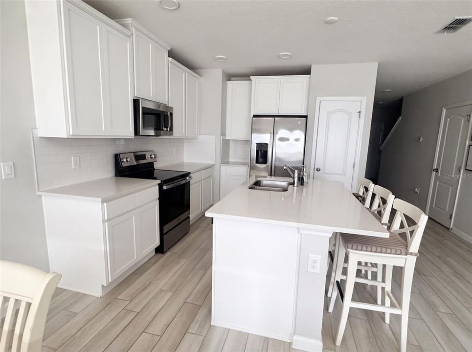 For Rent: $2,850 (3 beds, 2 baths, 1362 Square Feet)
