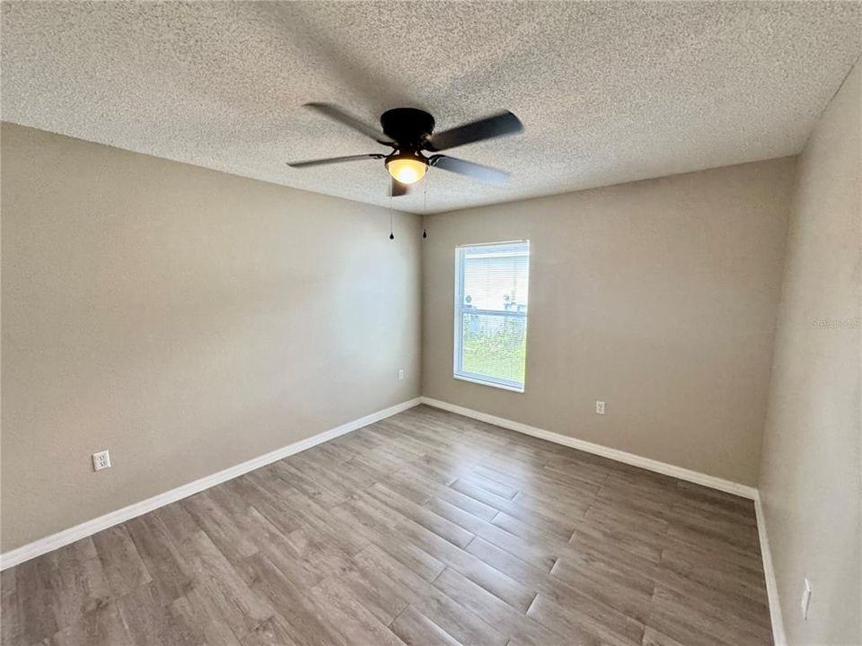 For Rent: $1,799 (3 beds, 2 baths, 2040 Square Feet)