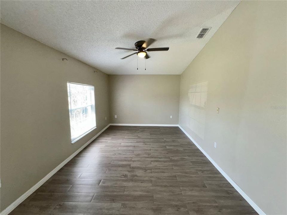 For Rent: $1,799 (3 beds, 2 baths, 2040 Square Feet)