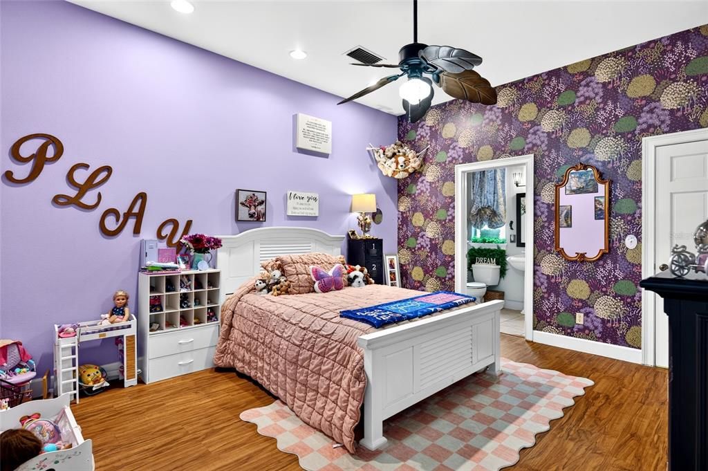 На продажу: $1,500,000 (4 спален, 3 ванн, 3818 Квадратных фут)