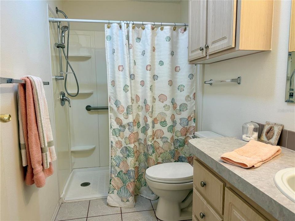 For Sale: $240,000 (3 beds, 2 baths, 1590 Square Feet)