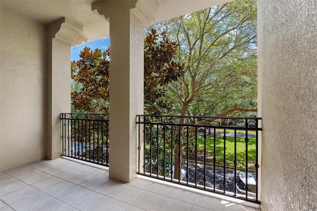 For Rent: $4,500 (3 beds, 2 baths, 1884 Square Feet)