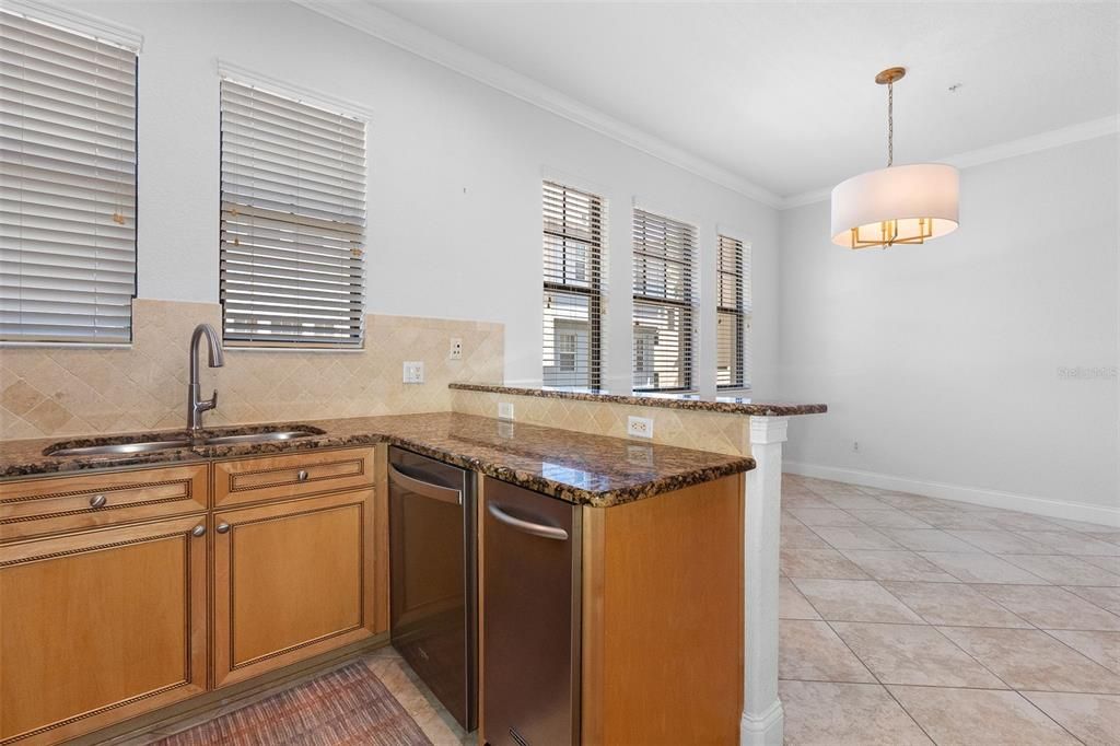 For Rent: $4,500 (3 beds, 2 baths, 1884 Square Feet)