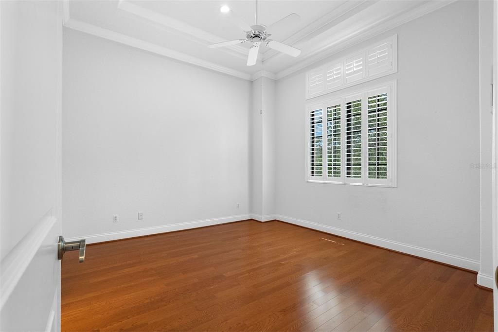 For Rent: $4,500 (3 beds, 2 baths, 1884 Square Feet)